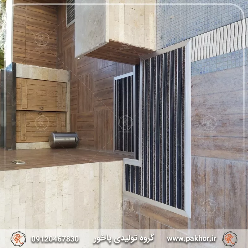 بدأت شركة باخور نشاطها  بانتاج نموذجية اولی بادری، ألمنيوم بادری، وفرامل سلالم ، ومنتجات سلامة مواقف السيارات
